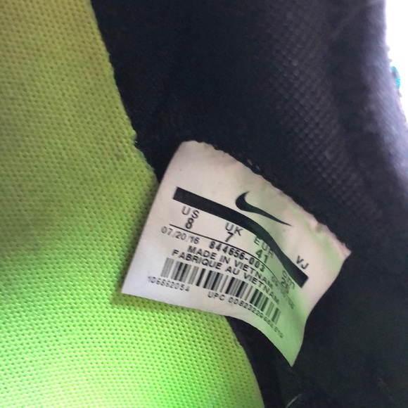 Nike Running Shoes - Picture 5 of 5